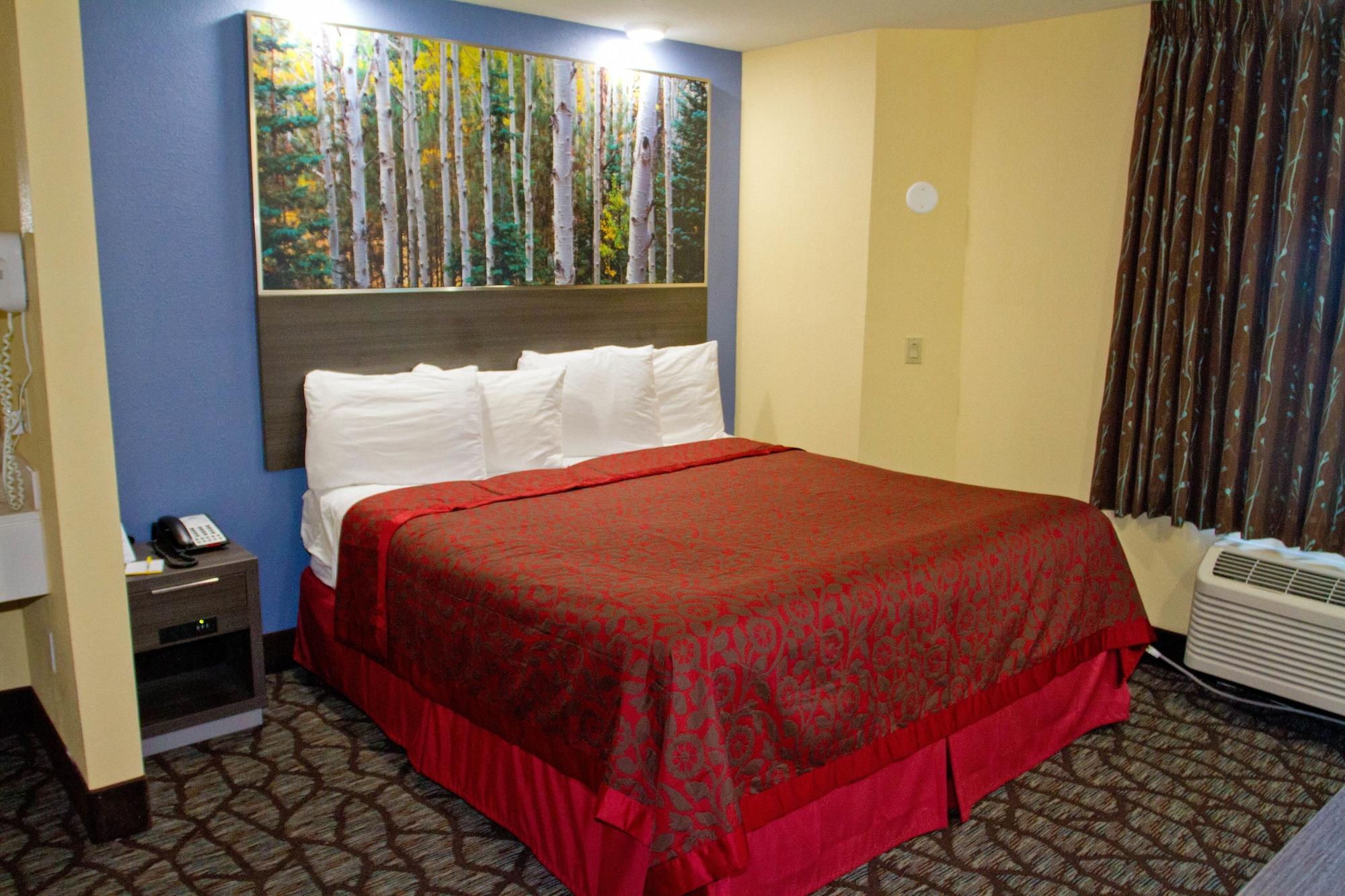 Days Inn By Wyndham Blue Springs Exterior photo